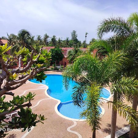 D.R. Lanta Bay Resort Ko Lanta Esterno foto