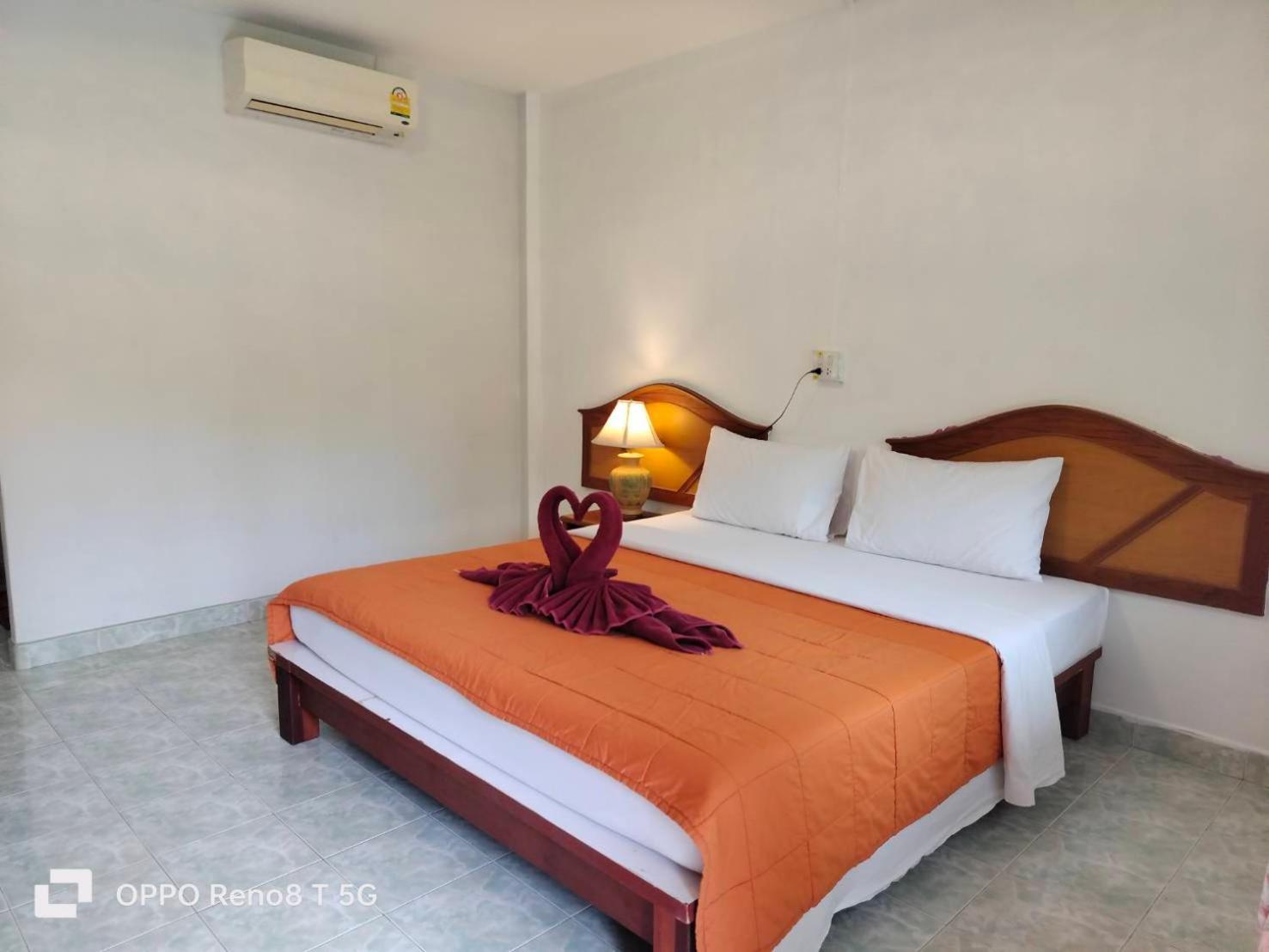 D.R. Lanta Bay Resort Ko Lanta Esterno foto