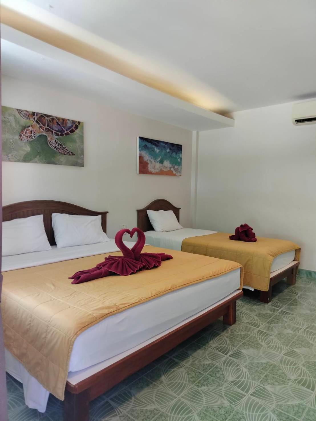 D.R. Lanta Bay Resort Ko Lanta Esterno foto
