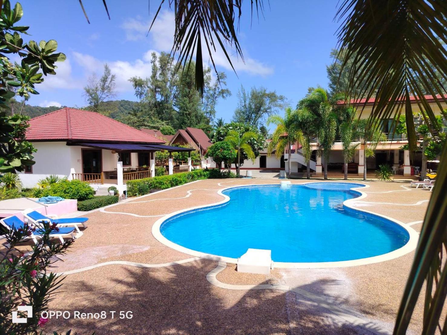 D.R. Lanta Bay Resort Ko Lanta Esterno foto