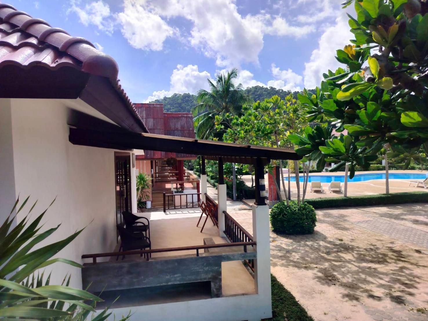 D.R. Lanta Bay Resort Ko Lanta Esterno foto