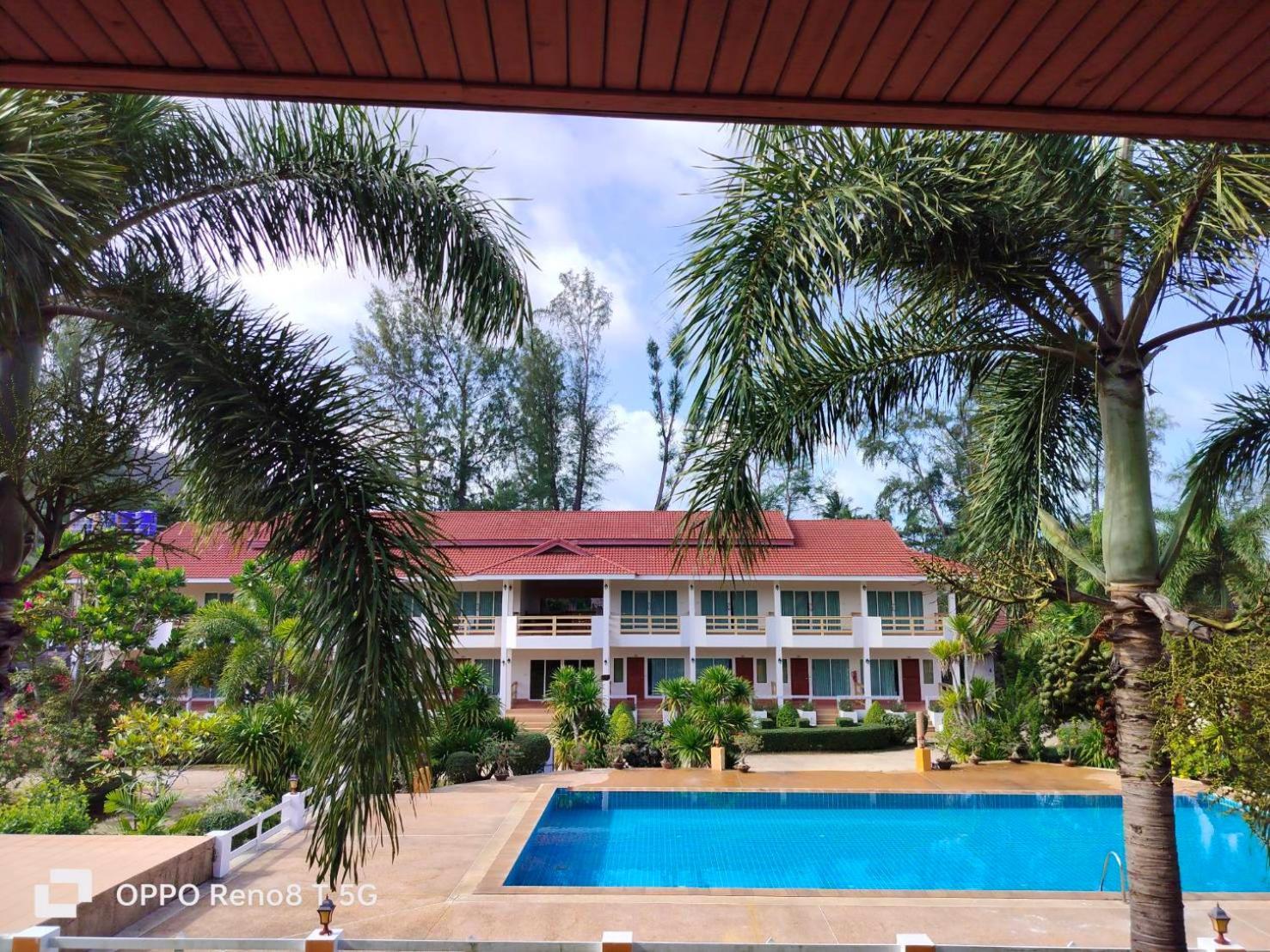 D.R. Lanta Bay Resort Ko Lanta Esterno foto