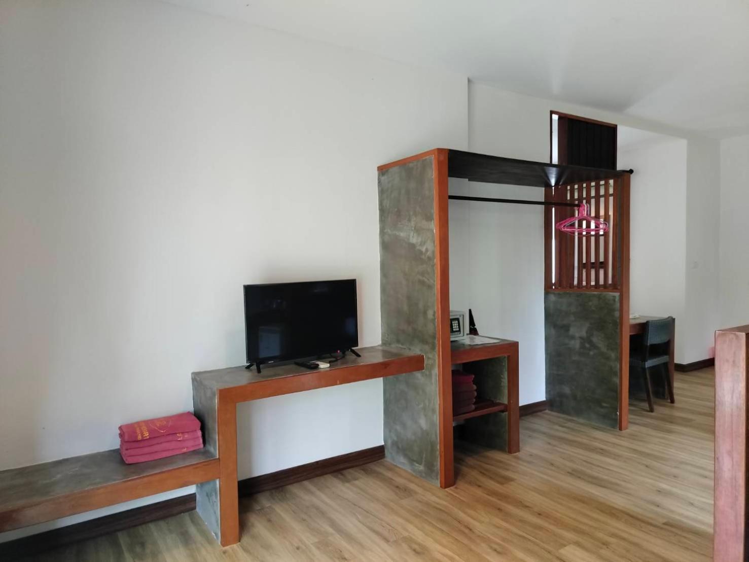 D.R. Lanta Bay Resort Ko Lanta Esterno foto
