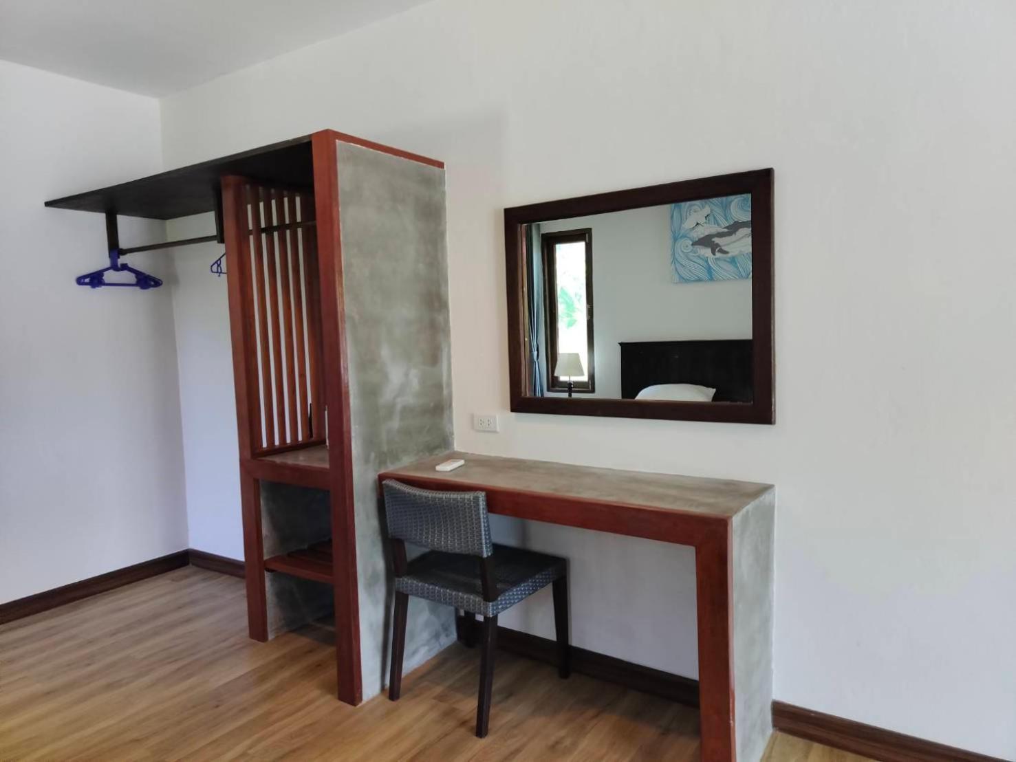 D.R. Lanta Bay Resort Ko Lanta Esterno foto
