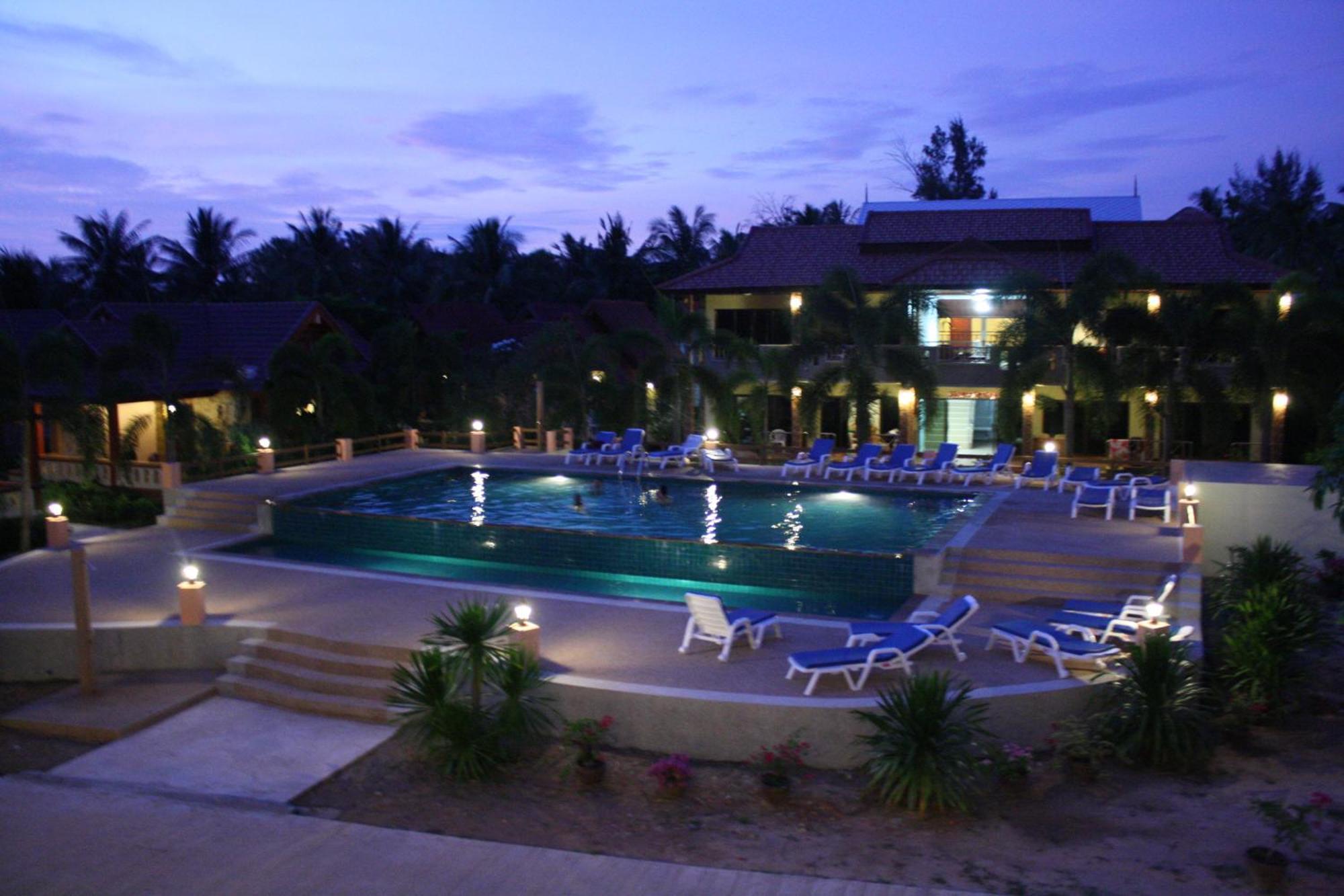 D.R. Lanta Bay Resort Ko Lanta Esterno foto